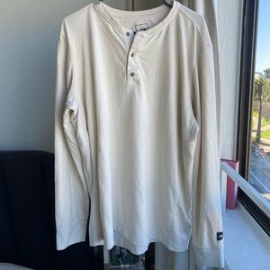 Men’s Long Sleeve North Face Henley